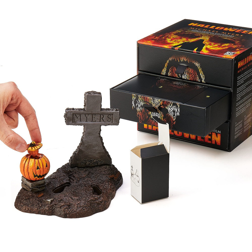 Numskull - Halloween - Calendrier de l'Avent de 24 jours (figurine Michael Myers à construire)