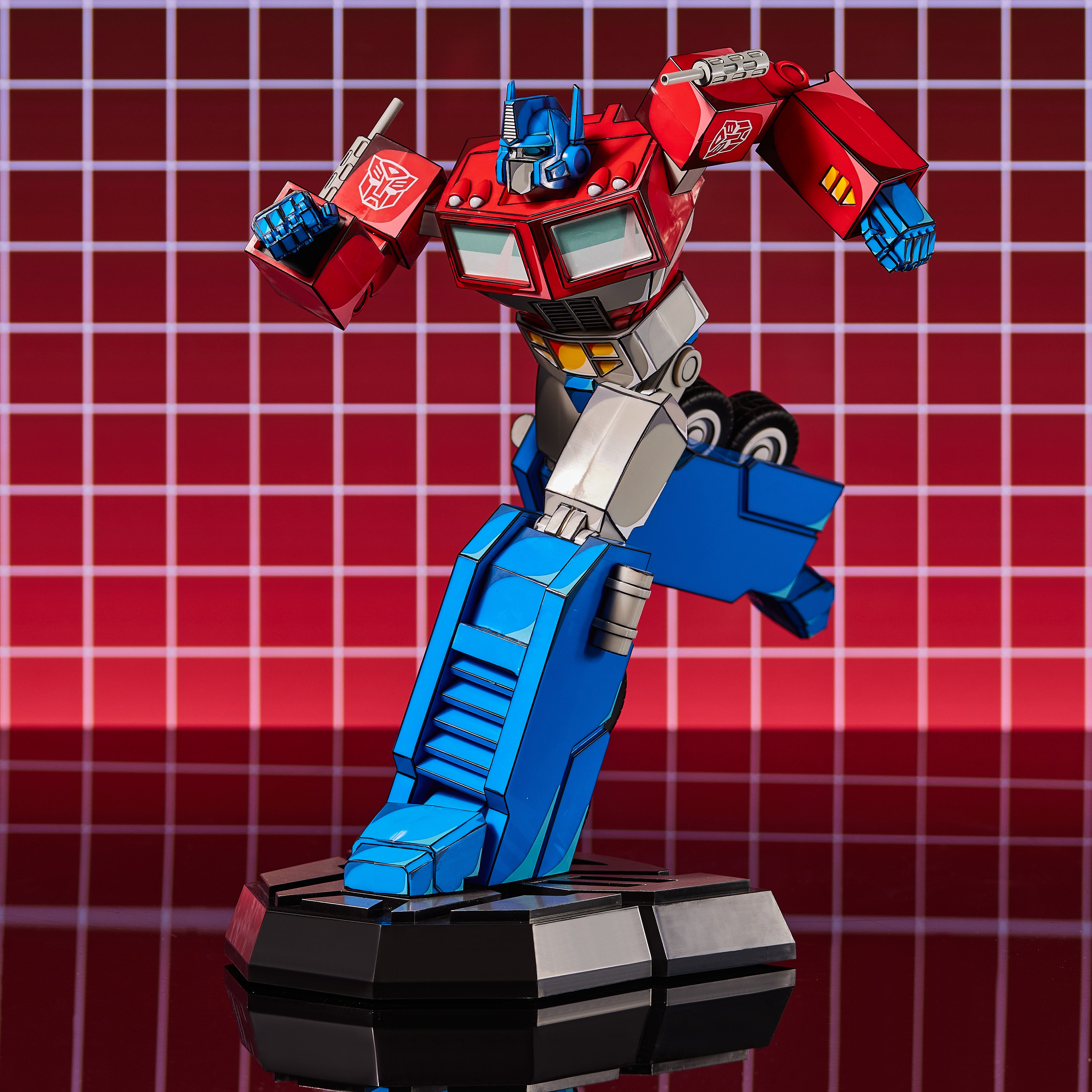 Transformers - Statue de Optimus Prime en édition limitée 27.5cm