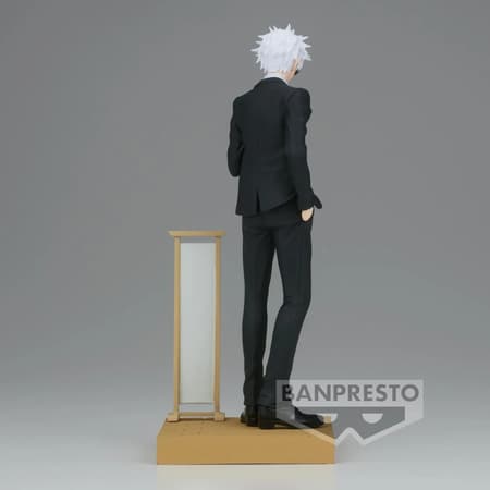 Jujutsu Kaisen - Diorama Figure - Satoru Gojo (Suit Ver.) Statue 15cm