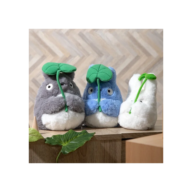 Ghibli - Mon Voisin Totoro - Peluche Nakayoshi Totoro Small avec feuille