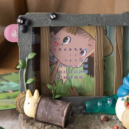 Kiki la petite sorcière - Cadre diorama Totoro & la maison des Kusakabe