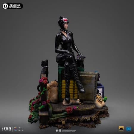 Iron Studios - Deluxe Arts Scale 1/10 - DC Comics - Gotham City Sirens - Catwoman Statue 21cm