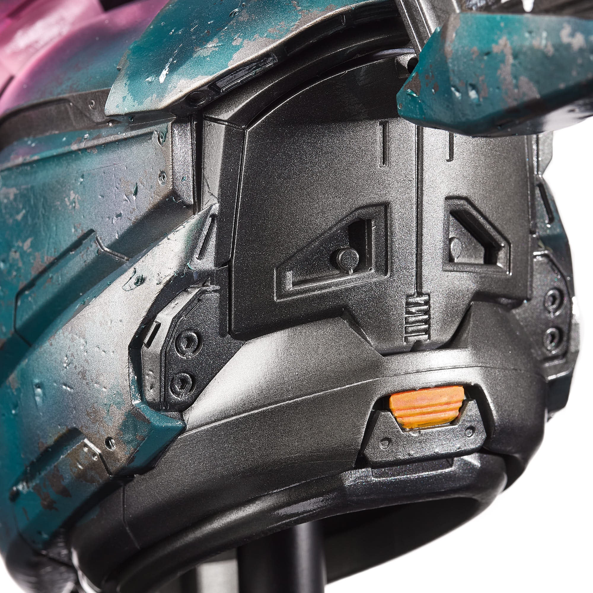 Destiny 2 - Réplique officielle du casque de Saint 14