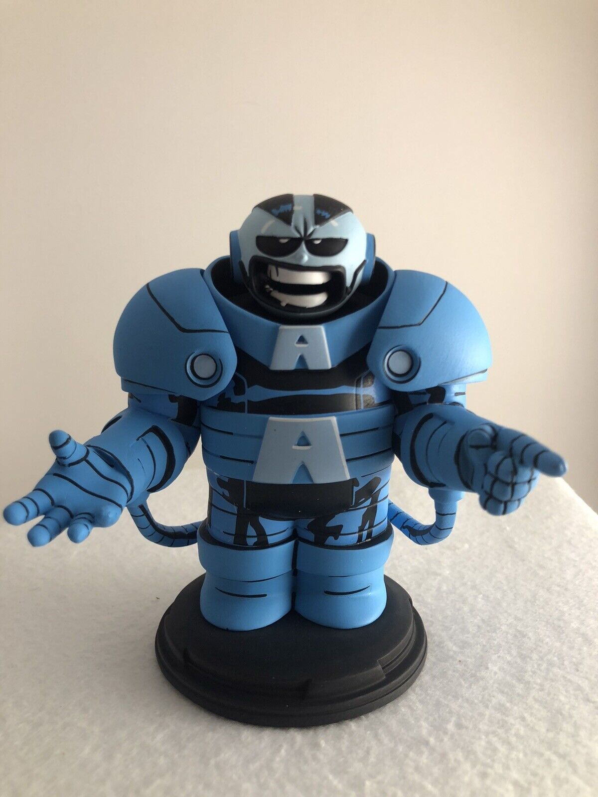 Diamond Select Toys - Marvel Animated Style - Apocalypse Statue 11cm