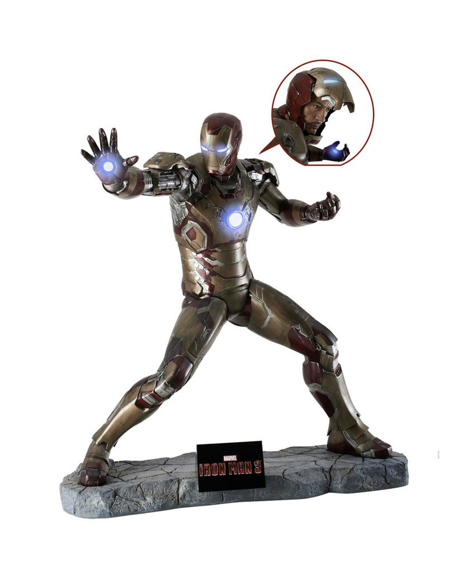 Iron Man 3 - Statue taille réelle Iron Man version Battlefield (Eclairage LED et base inclus)